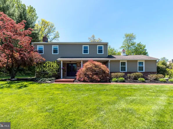 564 Derwin Dr, Blue Bell, PA 19422