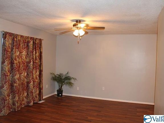 4th image of 47 Pharr Rd