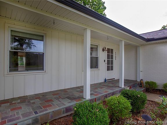 3rd image of 1705 Crestview Drive