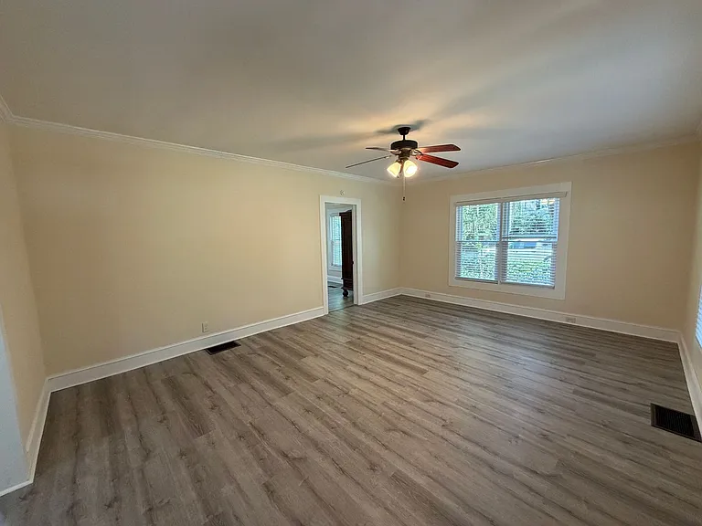 107 Screven St — Photo 6