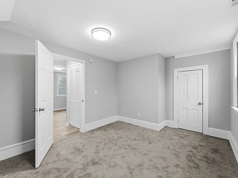 1930 Coltman Rd #4 — Photo 17