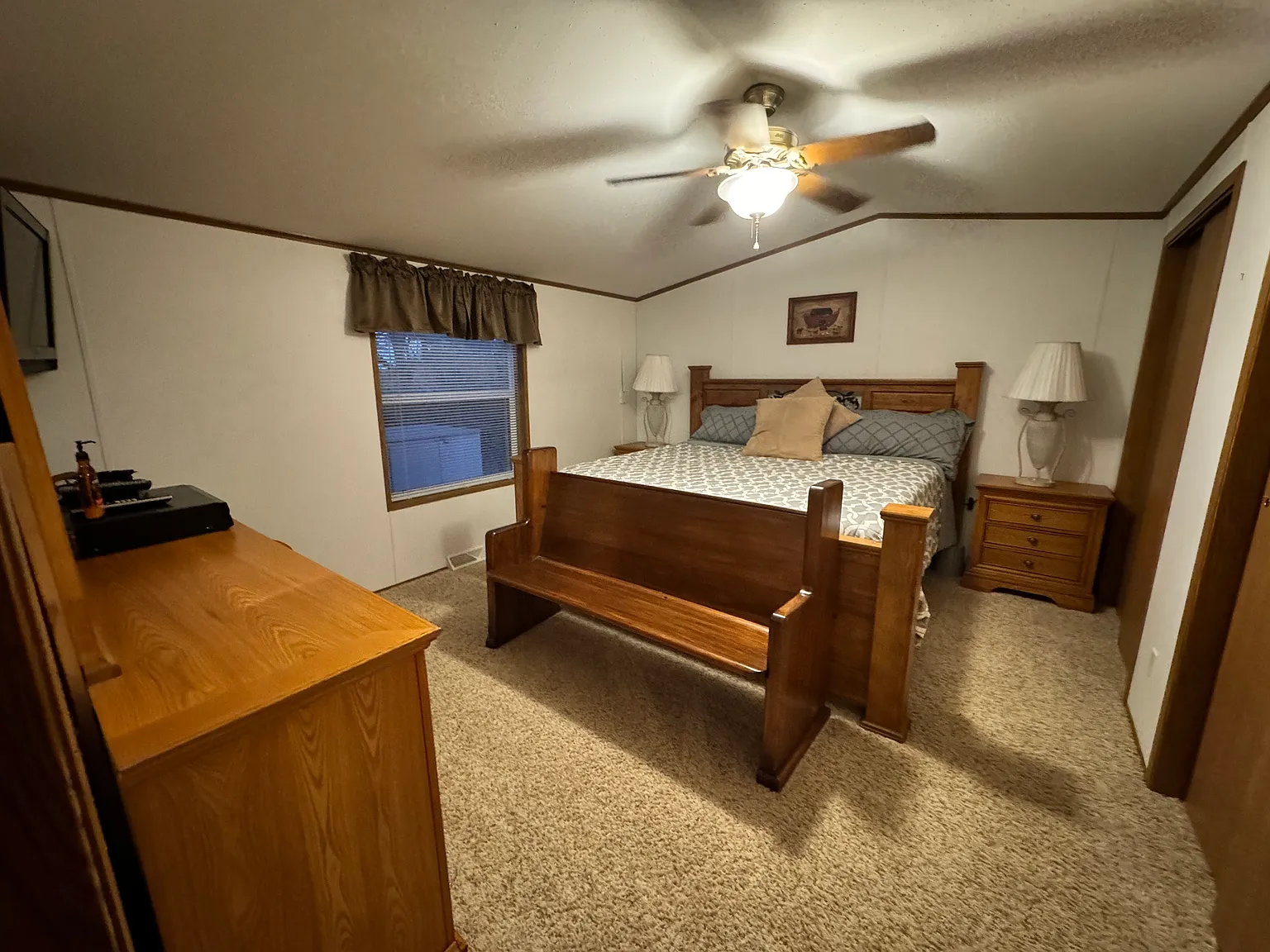2 bed, 1088 sqft, $1,300 — Photo 3