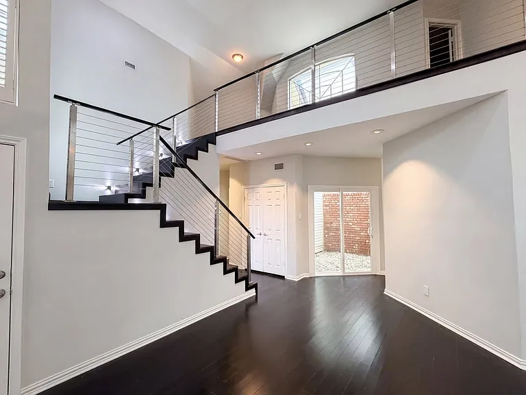 7708 Windmere Ct — Photo 3