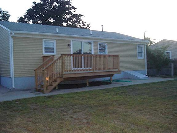 3rd image of 70 Collingwood Dr
