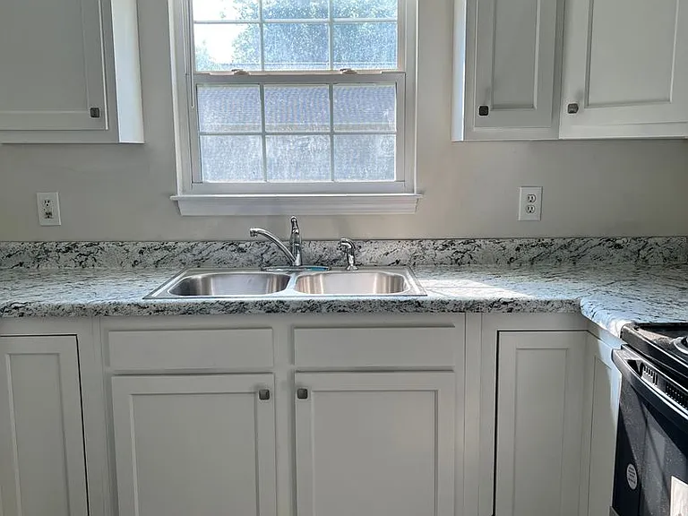 5804 Solera Rd — Photo 6