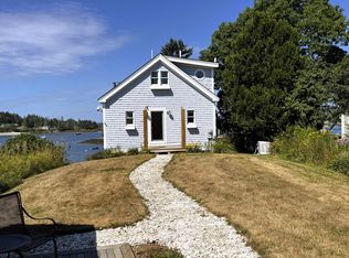 16 Raspberry Lane, Saint George, ME 04860