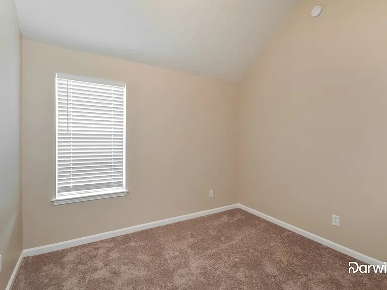 395 Spring Lake Ter — Photo 13