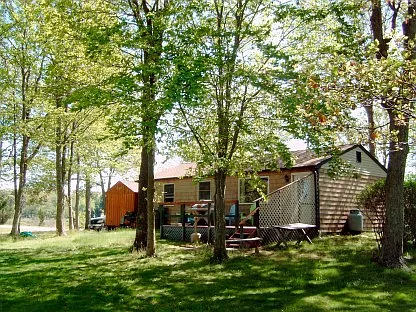 Shelter Island-Water View Cottage — Photo 3