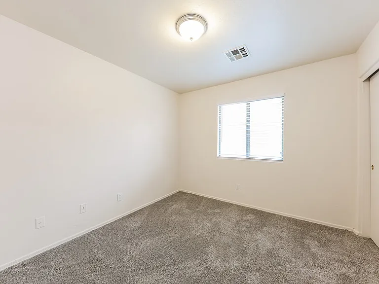 15019 W Port Au Prince Ln — Photo 14