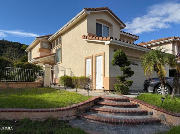 833 Calle La Primavera