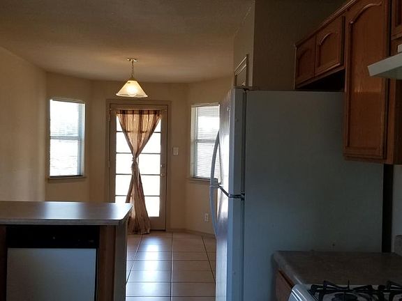 4th image of 10217 Valle Rubio Dr