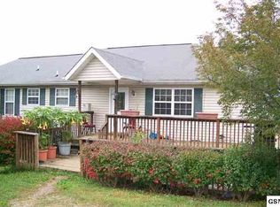 4213 Snyder Rd, Kodak, TN 37764
