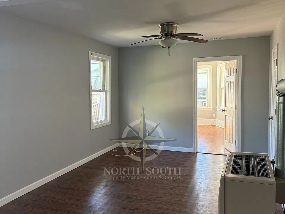 49 Frederick St #2W