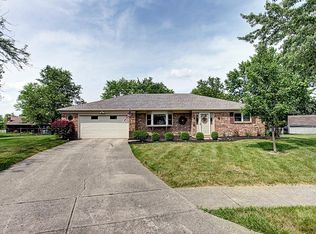 7003 Caliente Ct, Englewood, OH