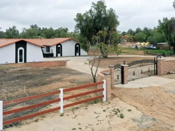 18971 Birch St, Perris, CA 92570