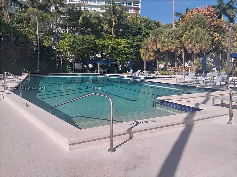 2333 Brickell Ave #602 — Photo 17