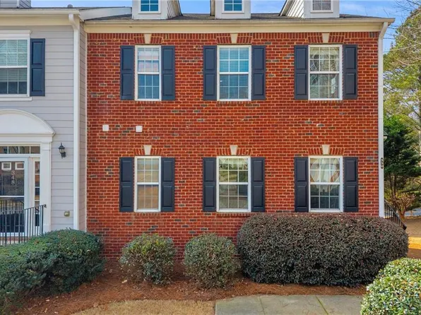 350 Eagle Tiff Dr, Sugar Hill, GA 30518