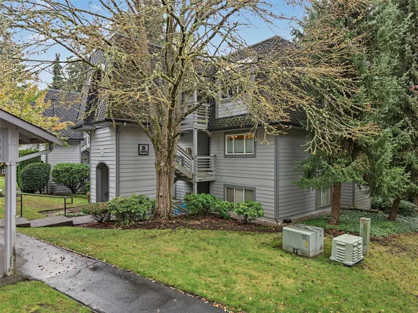 9912 NE 142nd Place #B 302, Kirkland, WA 98034