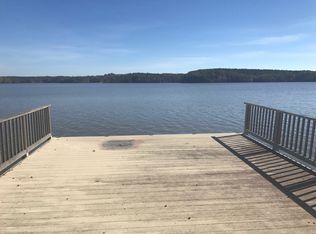 746 Catawba River Rd, Great Falls, SC 29055