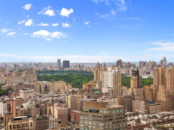 160 West 66th Street image 11 of 14