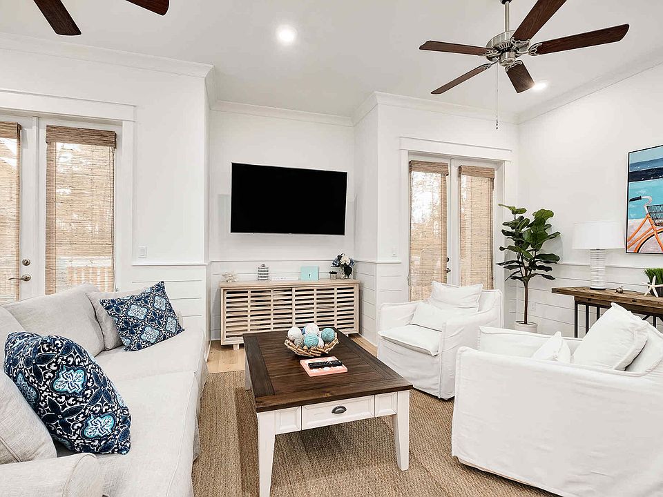 1st image of 117 W Pine Lands Loop Unit A