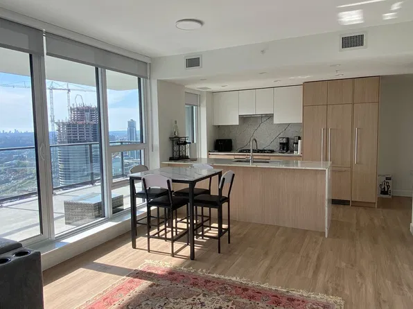 2135 Springer Ave #3805, Burnaby, BC V5B 3N1