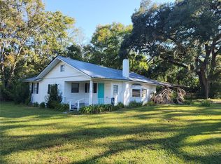 220 SE 2nd St, Trenton, FL 32693