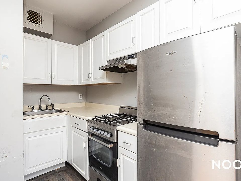 1st image of 147 9th St APT 2A