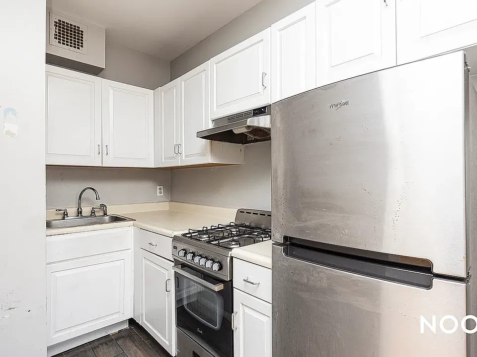 147 9th St #2A