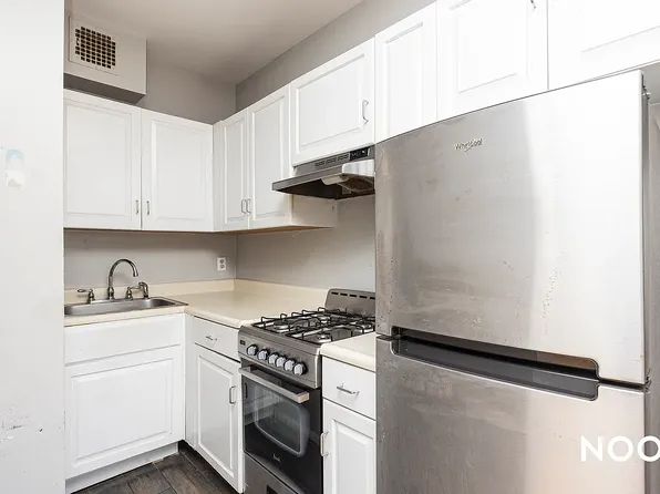 147 9th St APT 2A, Brooklyn, NY 11215