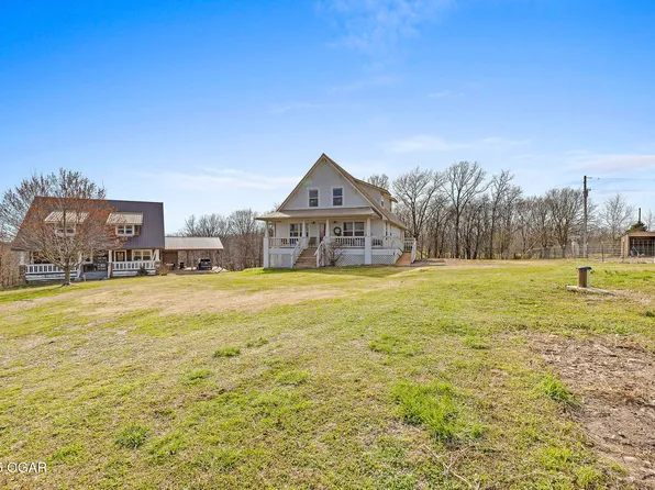 662 & 660 Pendergraft Rd, Noel, MO 64854