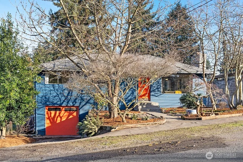 10034 3rd Avenue SW photo 1