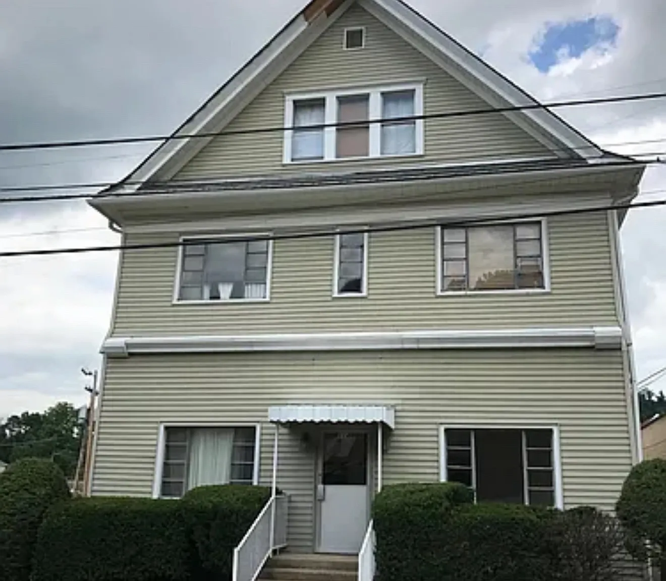 2 bed, 1000 sqft, $800 — Photo 1