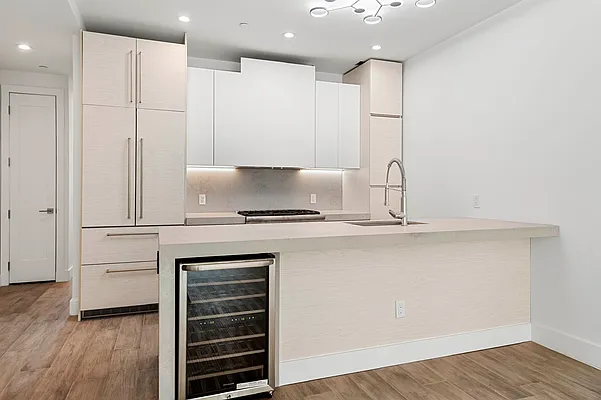 Rented by Voro New York | media 4