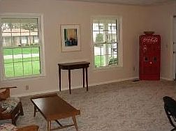 2nd image of 2947 Briarcliff Dr