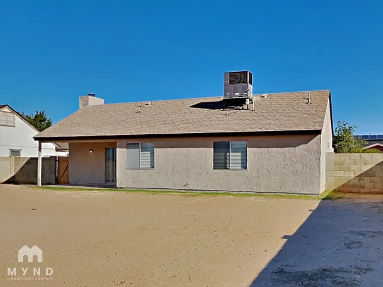 10049 W Mariposa St — Photo 15