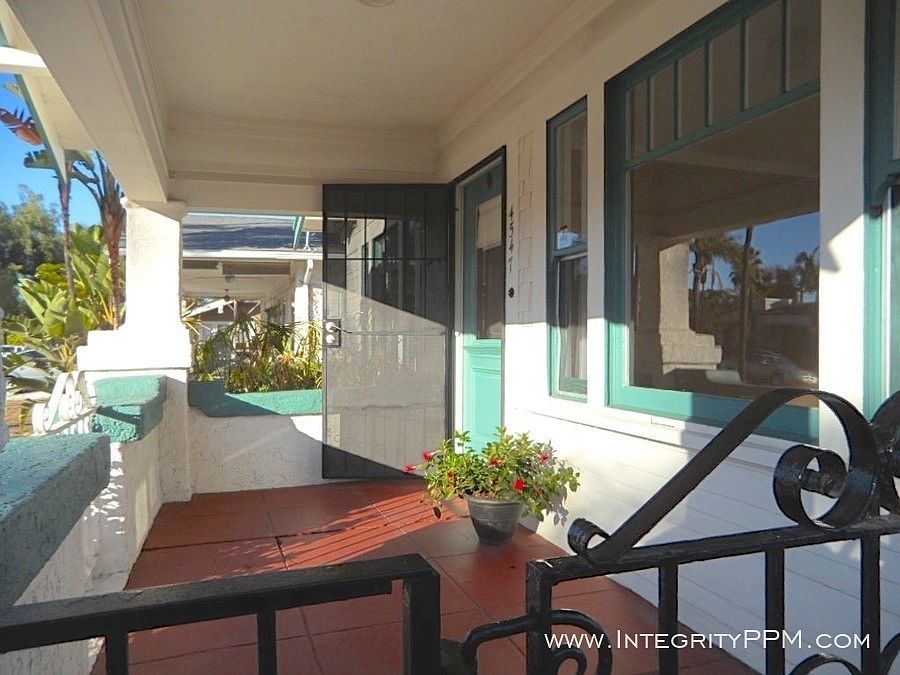 1st image of 4547 Kensington Dr