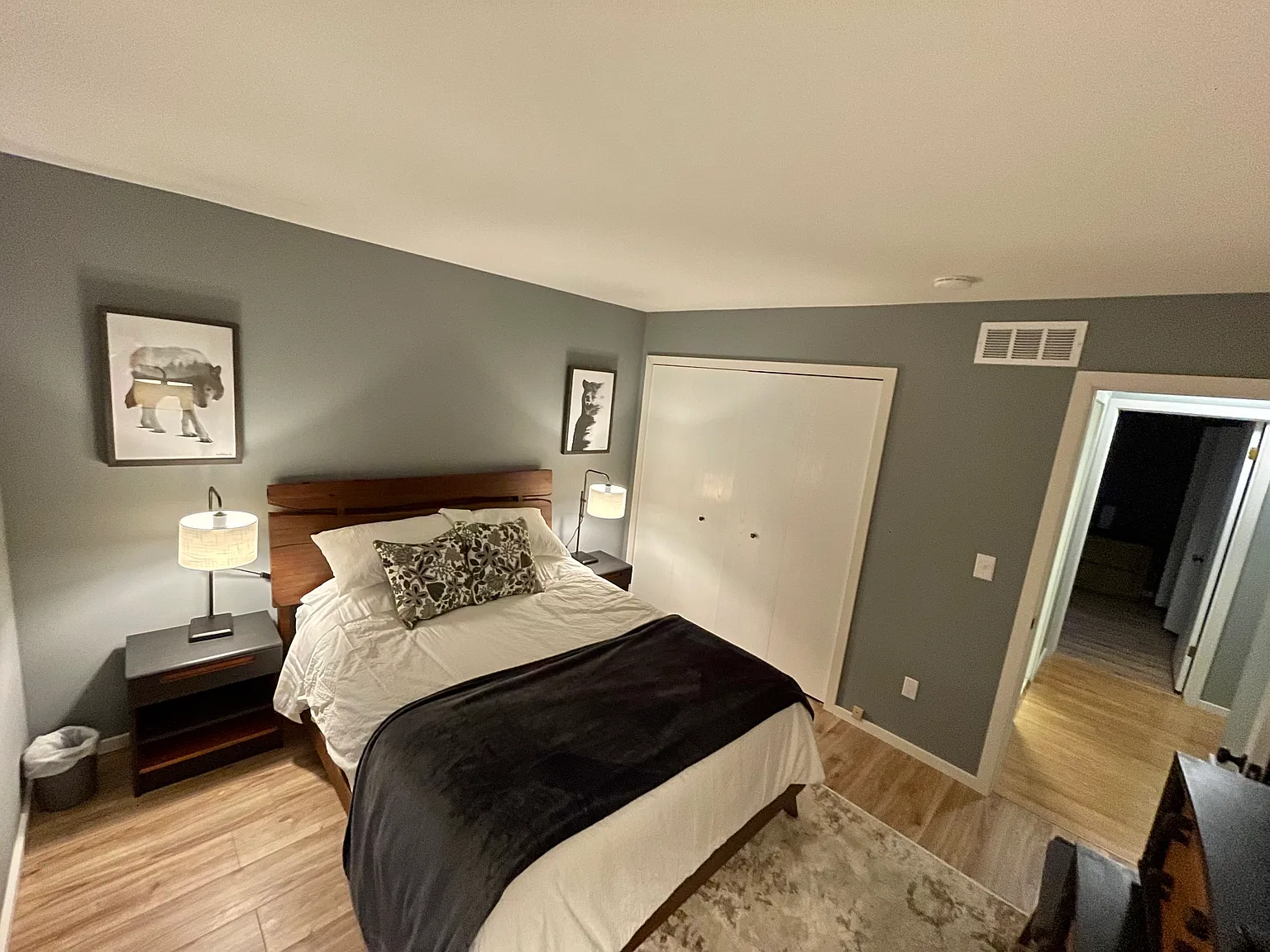 3 bed, 1.5 bath, 1355 sqft, $2,700 — Photo 4