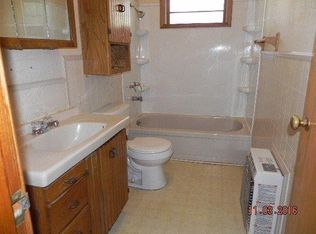 402 W 4th St, Coffeyville, KS 67337