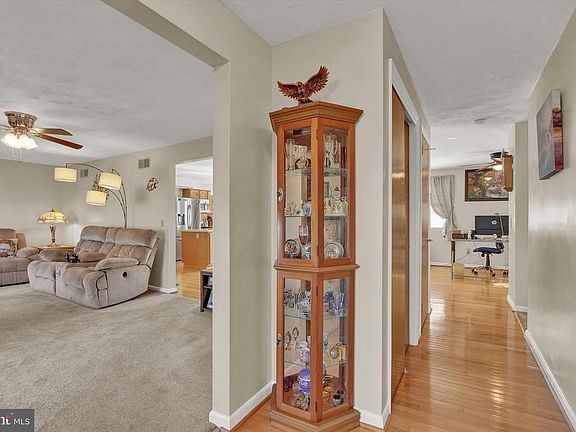 2nd image of 254 Amad Dr