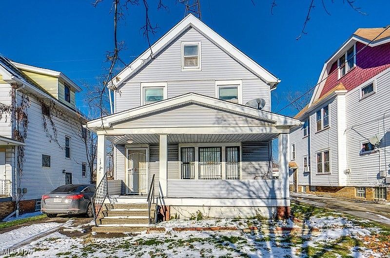 1st image of 13321 Caine Ave