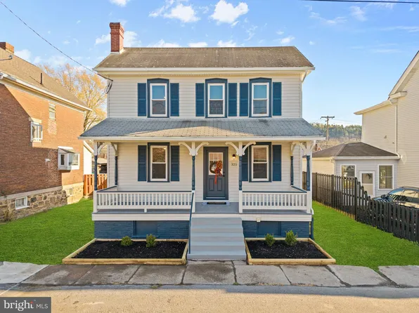 321 Franklin St, Hollidaysburg, PA 16648