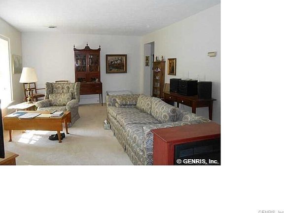 2nd image of 125 Grove Dr APT 4B