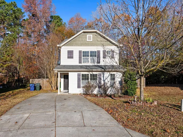 5801 Flat Fern Dr, Raleigh, NC 27610