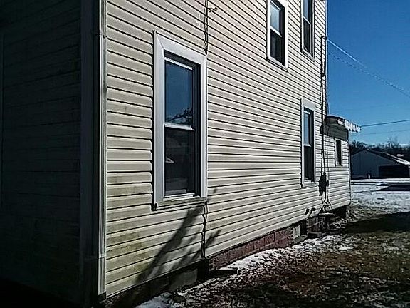 2nd image of 159 Somerset St