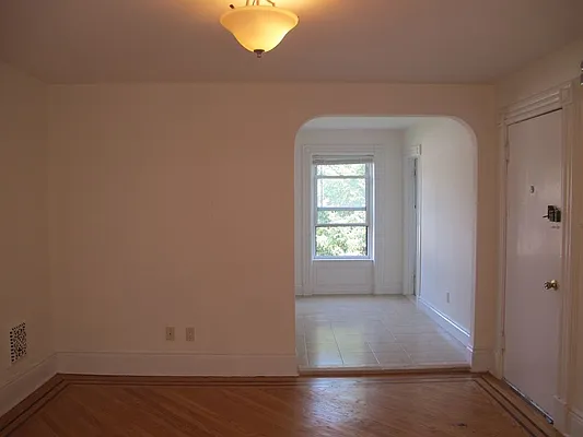 Rented by Dwell Residential Inc | media 17