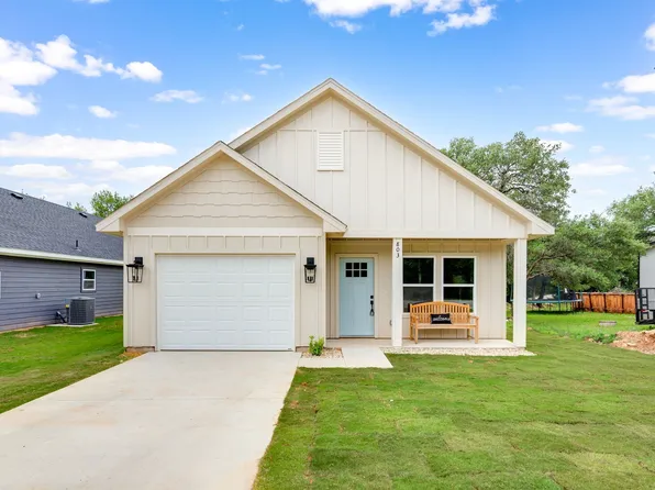 803 Arrowhead Ct, Granbury, TX 76048