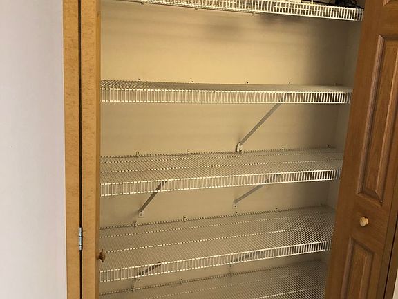5th image of 1000 Long Beach Ln #306