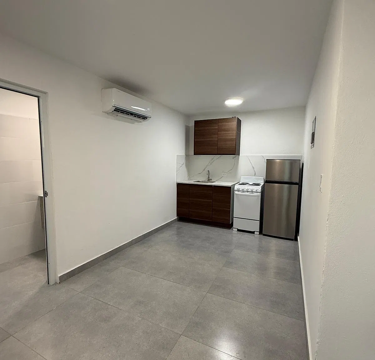 1 bed, 257 sqft, $850 — Photo 3