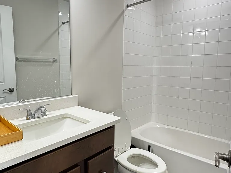 3405 Carnaby St — Photo 4